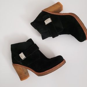 UGG Black and Brown Ankle Boots